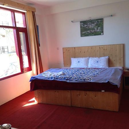 Seraj International Manali  Exterior photo